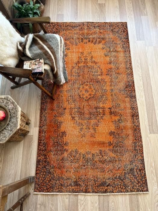110×200 オレンジオーバーダイ　ボタニカル柄　擦れ　トルコヴィンテージラグ 110×200 オレンジオーバーダイ ボタニカル柄 擦れ トルコ