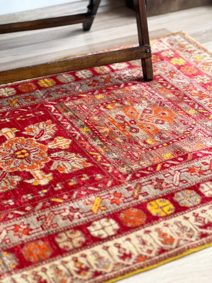 トルコ絨毯　オールド絨毯　エリアラグ　カイセリ絨毯　カイセリラグ