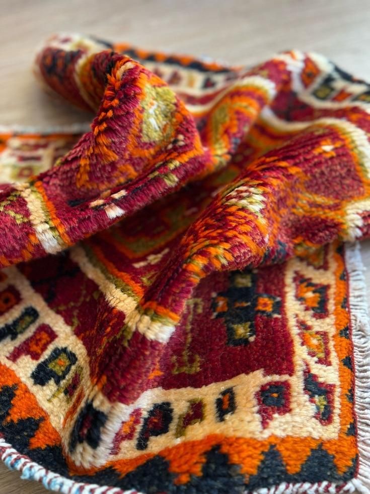 オールド絨毯　ピローカバー　トルコ　カルス オールド絨毯 ヴィンテージラグ トルコ絨毯 カルス ヤストゥック