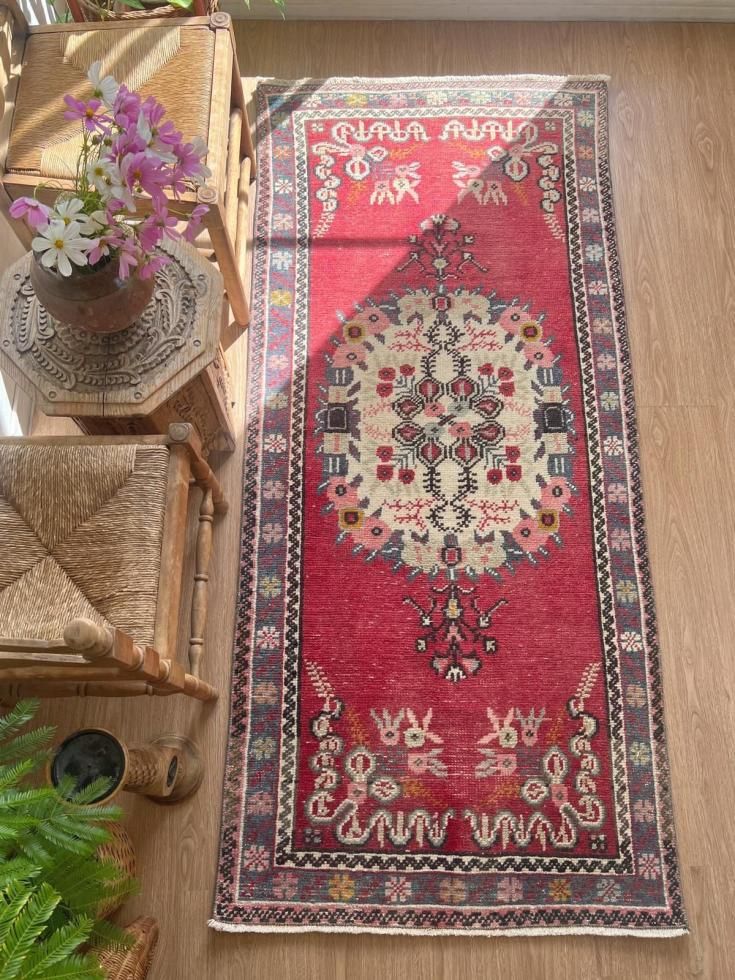 ギュネイラグ　ヴィンテージラグ　トルコラグ ヴィンテージラグ トルコ絨毯 ギュネイラグ トルコ雑貨 NovaRoma