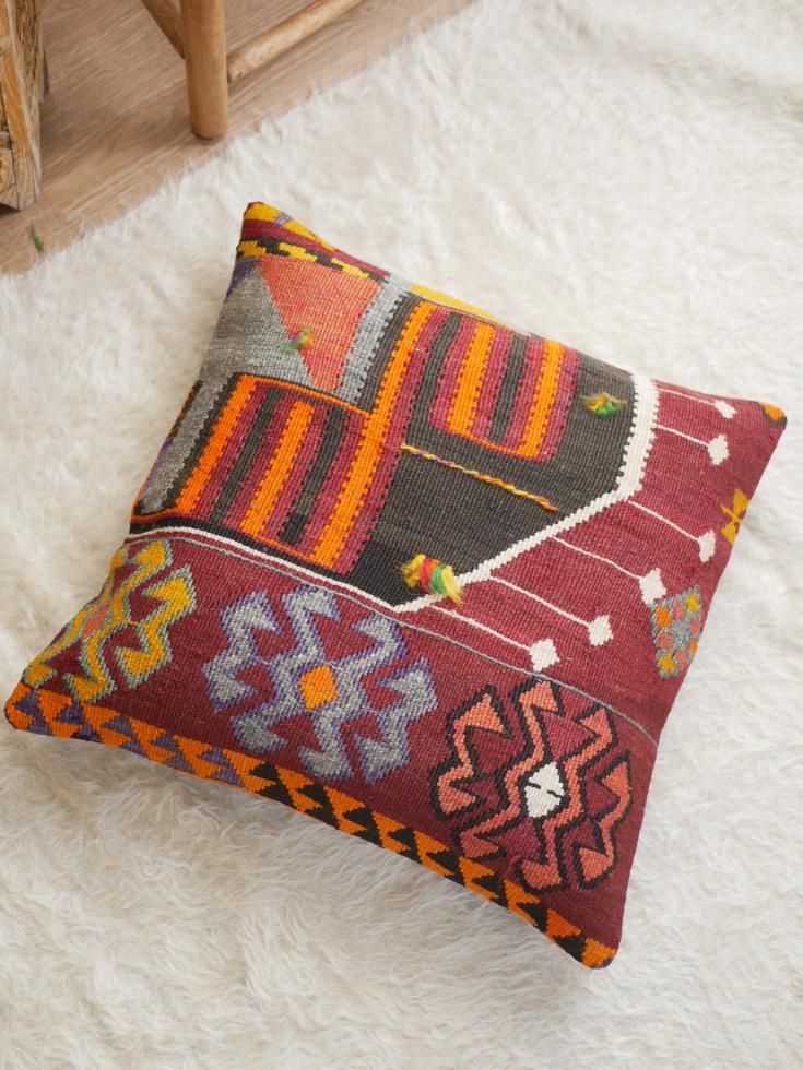 オールドキリムクッションカバー ヤストゥック オールドカーペット