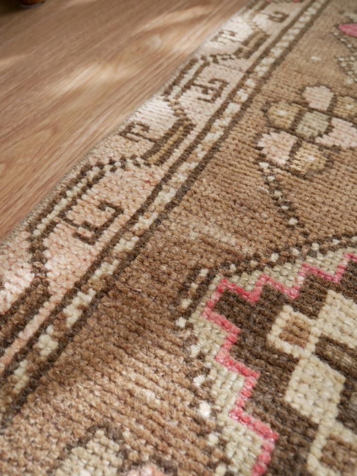 オールド絨毯 ヴィンテージラグ トルコ絨毯 ヤストゥック