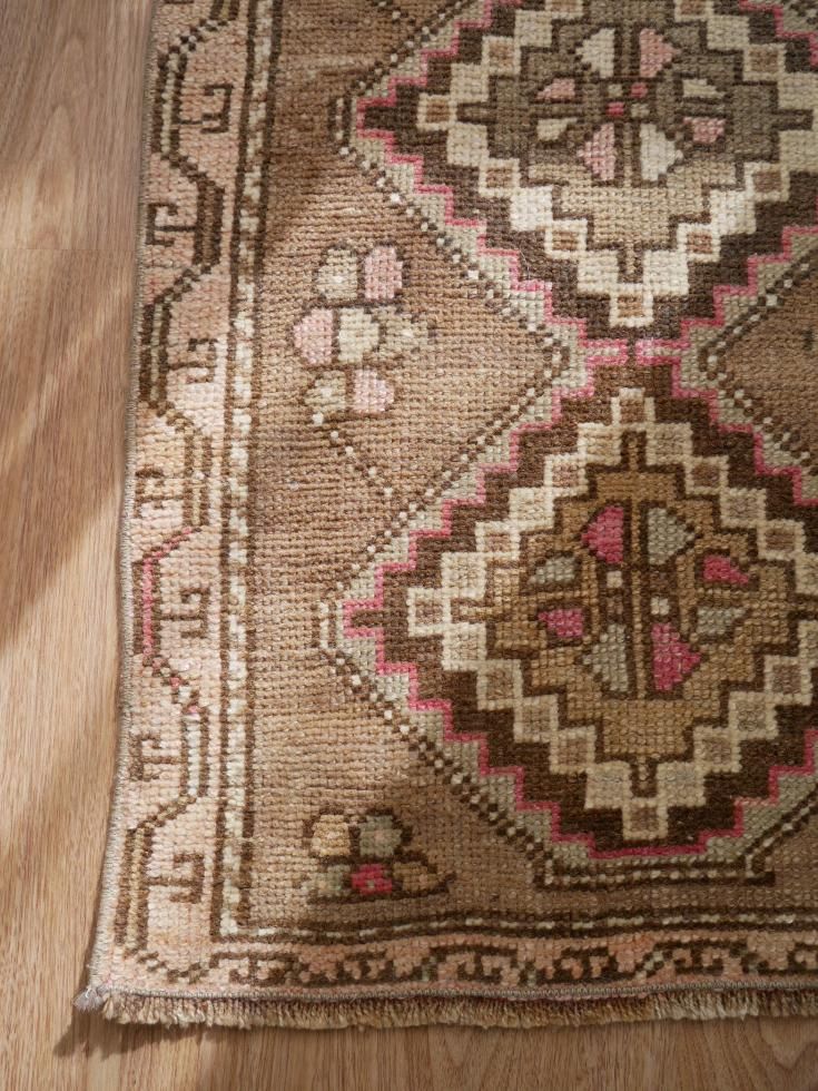 オールド絨毯 ヴィンテージラグ トルコ絨毯 ヤストゥック