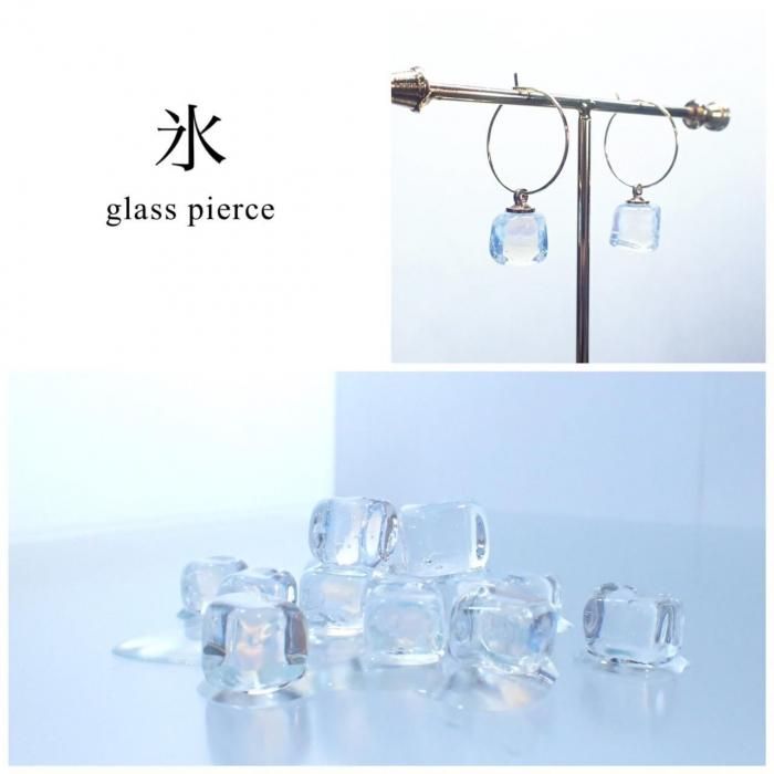 氷」ガラスフープピアス - ガラスアクセサリー ColorWorks