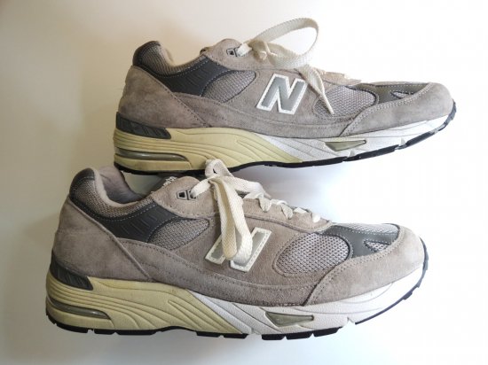 NEW BALANCE 991 MADE in USA - container