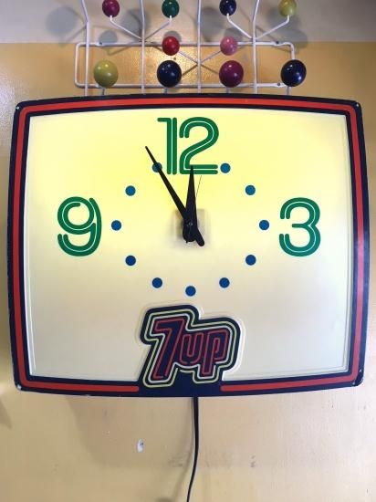 1979年　セブンアップ　ライト　時計　7up クロック　看板　ネオンサイン 80年代 セブンアップ ライトアップ 時計 ウォールクロック 看板