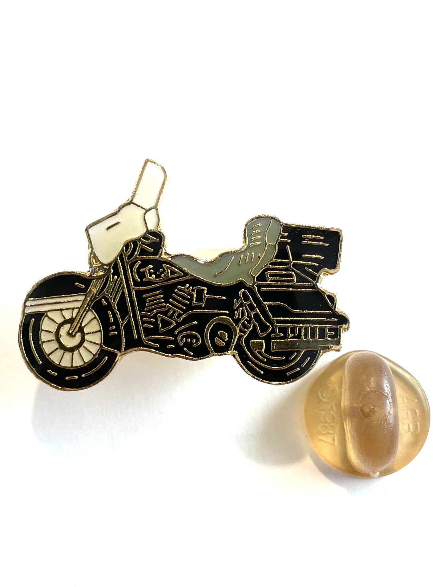<img class='new_mark_img1' src='https://img.shop-pro.jp/img/new/icons2.gif' style='border:none;display:inline;margin:0px;padding:0px;width:auto;' />1980's BLACK MOTORCYCLE PINS DEADSTOCK