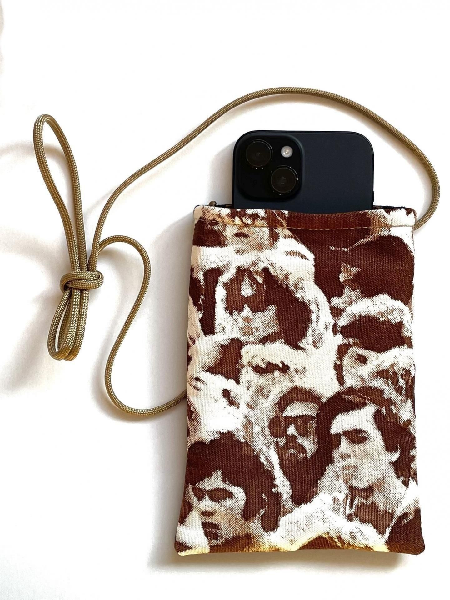 <img class='new_mark_img1' src='https://img.shop-pro.jp/img/new/icons2.gif' style='border:none;display:inline;margin:0px;padding:0px;width:auto;' />SMALL SACOCHE made by