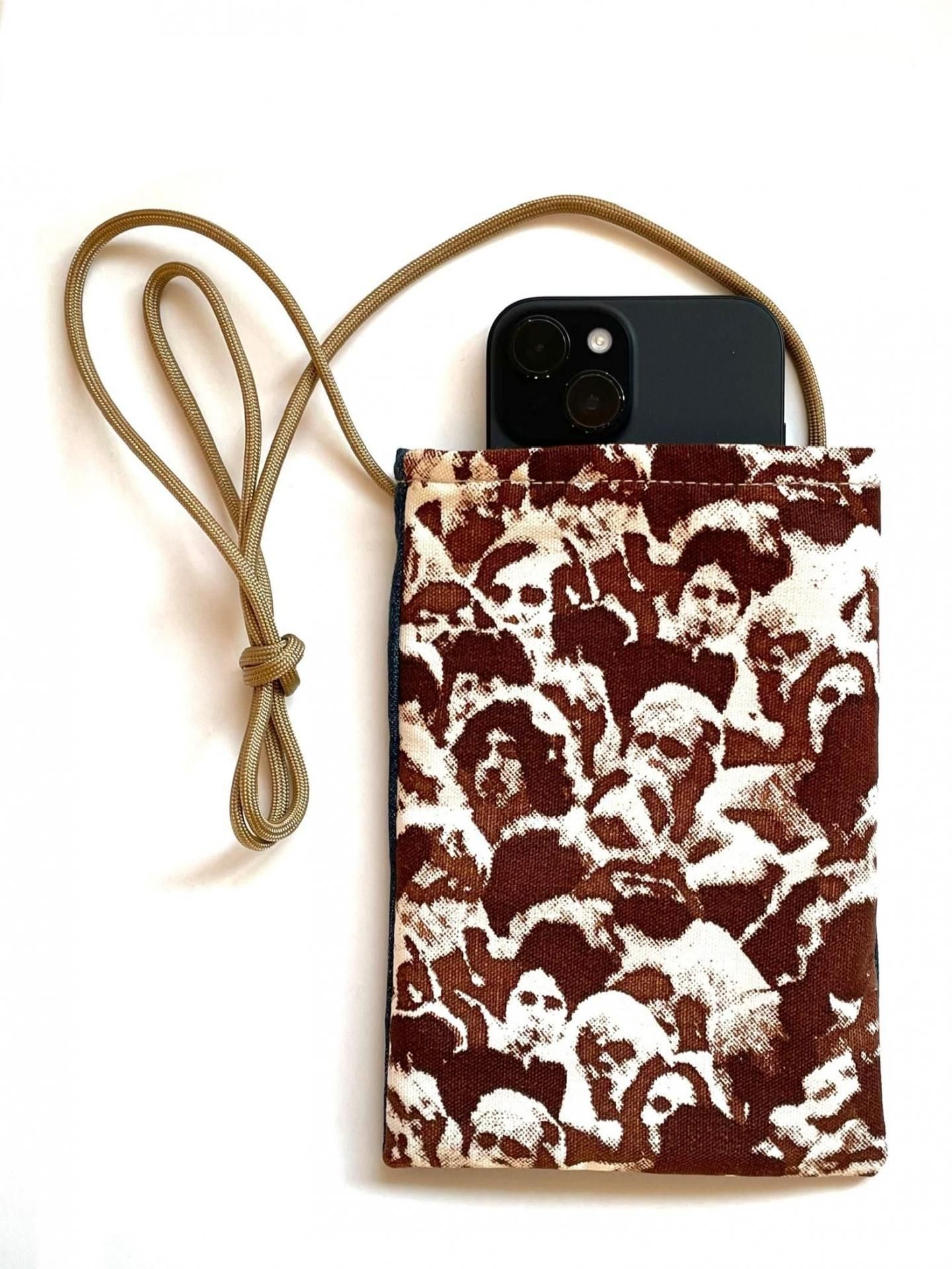 <img class='new_mark_img1' src='https://img.shop-pro.jp/img/new/icons2.gif' style='border:none;display:inline;margin:0px;padding:0px;width:auto;' />SMALL SACOCHE made by