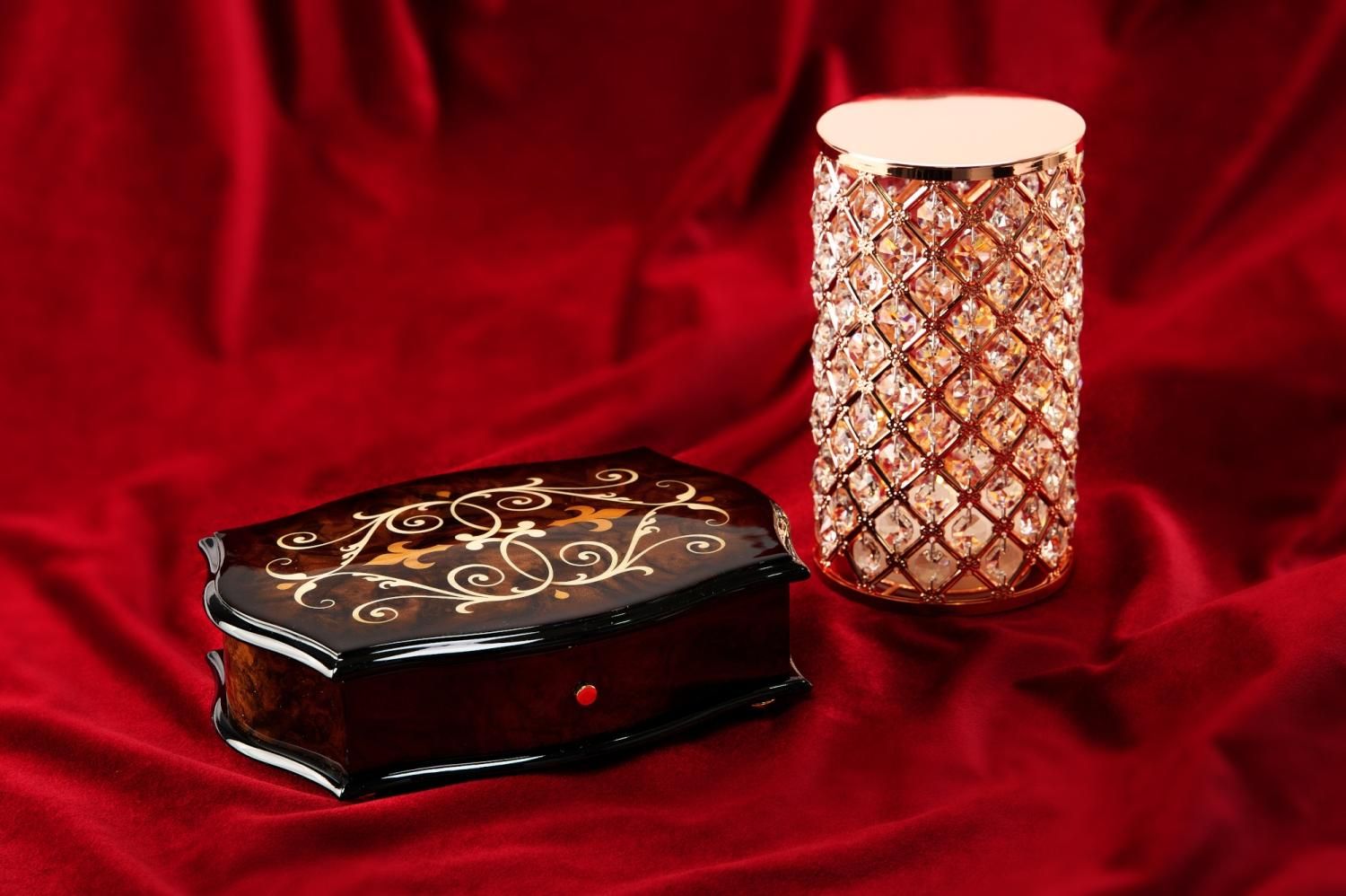 日本国内限定100台】LUSTRE リュストゥル - リュージュ公式 日本国内限定100台】LUSTRE リュストゥル - リュージュ公式