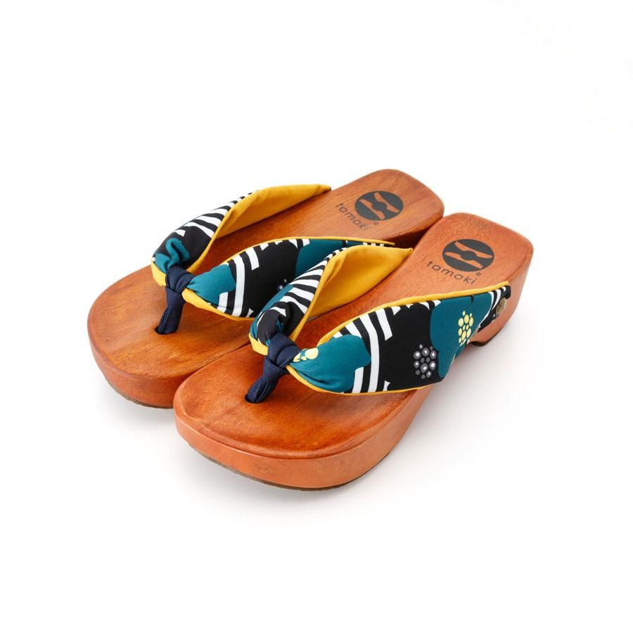 TSUBAME 紺乃凛華 - tamaki｜美しい姿勢へ導く木の履物【下駄とサボの