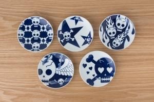アダチマリ　ドクロ　小皿 KOMON ROCK - 有田焼・波佐見焼の通販｜シンプルでモダンな器