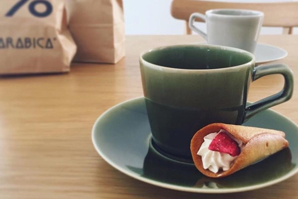 球形陶器 グレーとベージュ Colorta | カップ＆ソーサー グレー