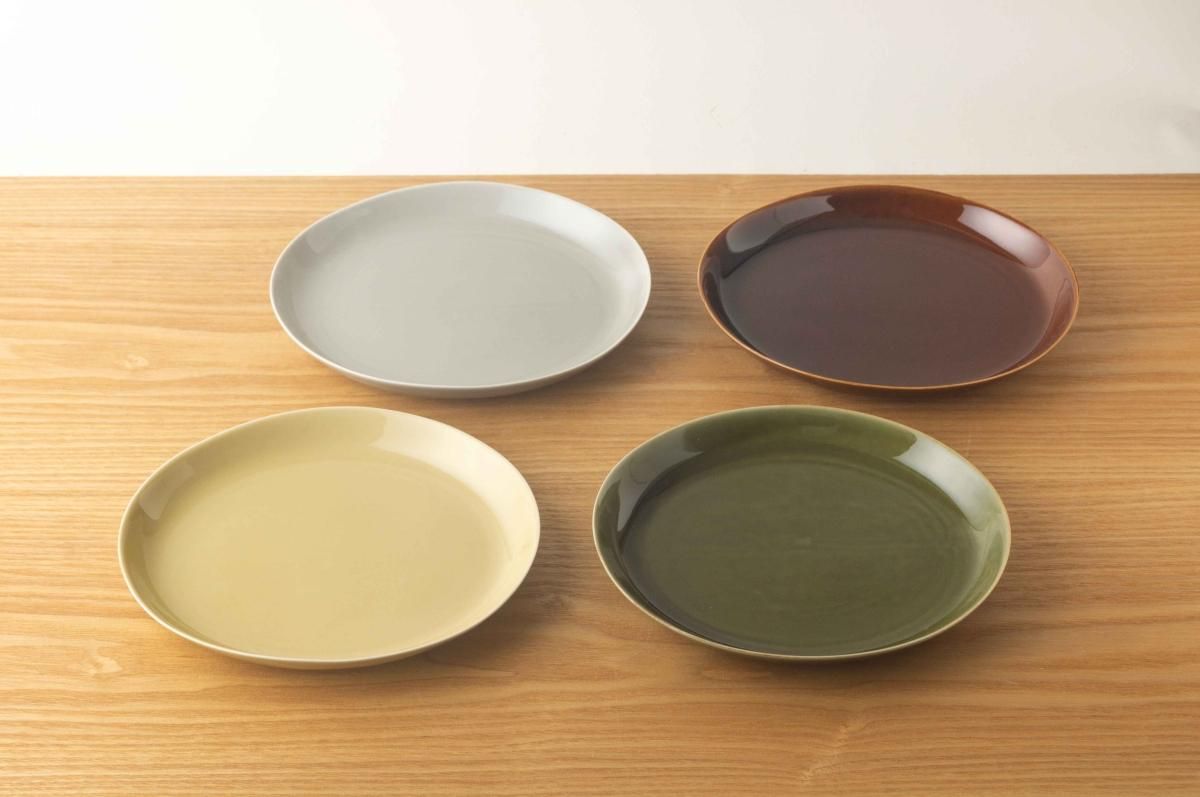 Colorta | 楕円皿(中) ベージュ - 有田焼・波佐見焼の通販 Colorta | 楕円皿(中) ベージュ - 有田焼・波佐見焼の通販