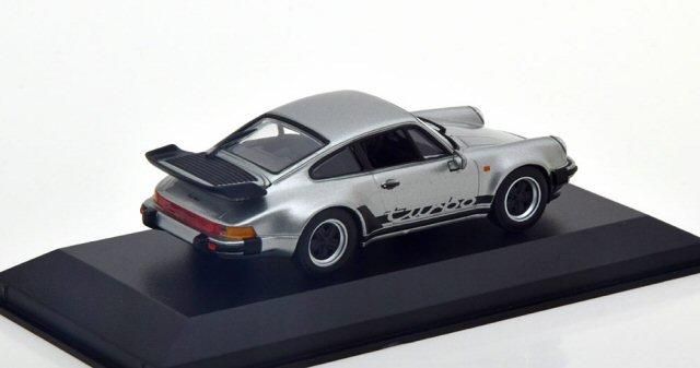直輸入品】ドイツショップ特注 ミニチャンプス 1/43 ポルシェ911 直輸入品】ドイツショップ特注 ミニチャンプス 1/43 ポルシェ911