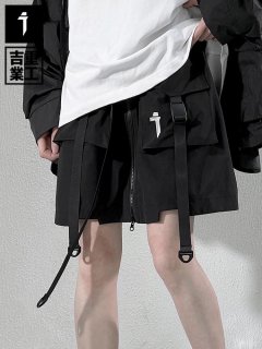 <img class='new_mark_img1' src='https://img.shop-pro.jp/img/new/icons10.gif' style='border:none;display:inline;margin:0px;padding:0px;width:auto;' />JIYEIND : Belted Fake Skirt