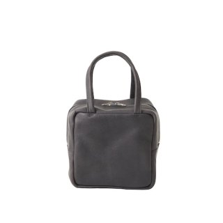 M074 MORMYRUS GLOSS LEATHER CUBE TOTE  