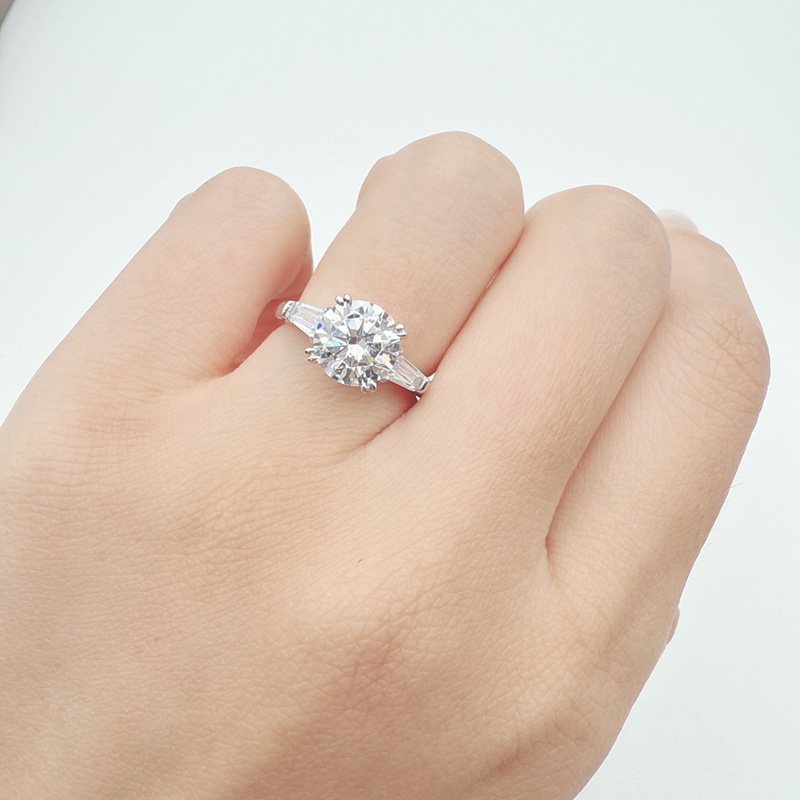 ☆【予約オーダー】 ラウンド 2ct サイドテーパードリング 人工