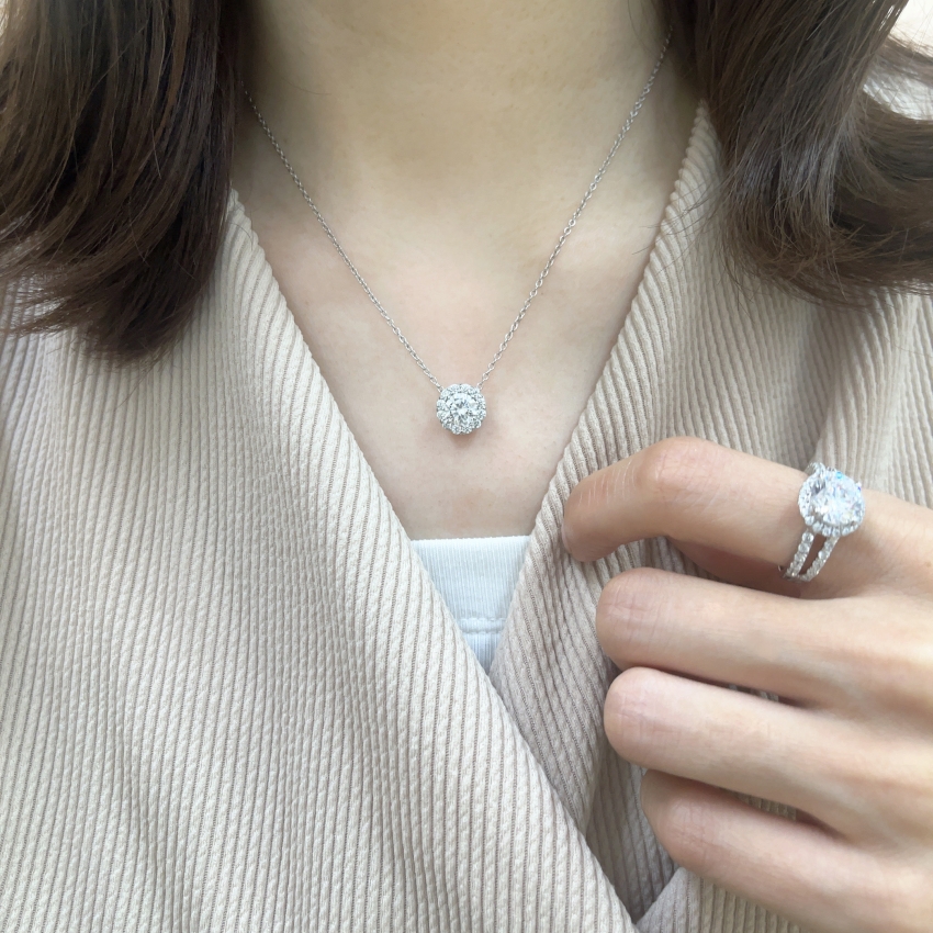 【18k：オーダー】iconネックレス ヘイローネックレス　1ct ラボグロウンダイヤ Dカラー vs1 / vvs2 / vvs1 18kwg　 アイコン - 人工ダイヤモンド専門店 Angel peach