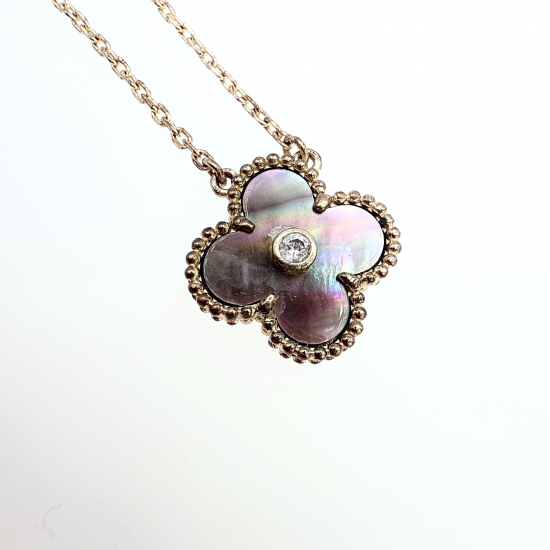 Angel Peach 蝶デザイン ネックレス