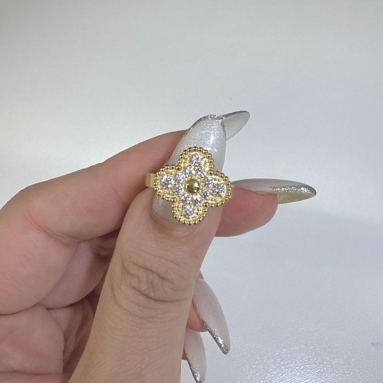 めちゃお得♥期間限定お値下げ♥鑑別付 計0.76ct ダイヤモンド ピアス img56188871.jpg