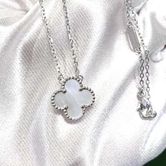 天然のマザーオブパール使用のネックレスなら｜Angel Peach