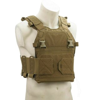 Low Profile Plate Carrier | Templars Gear コヨーテブラウン<img class='new_mark_img2' src='https://img.shop-pro.jp/img/new/icons24.gif' style='border:none;display:inline;margin:0px;padding:0px;width:auto;' />