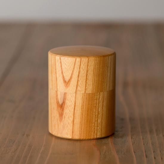 美品　希少　茶道具　茶道　木製　傘ろくろ　蓋置き　当時物　　幅4.3×高4cm 茶巾筒 | 八ヶ岳の家具工房 ZEROSSOゼロッソ