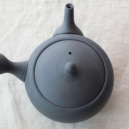 急須 黒 焼き締め - MONO | サンプルショップ