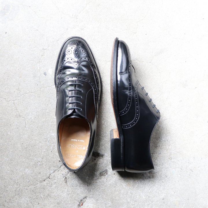 <img class='new_mark_img1' src='https://img.shop-pro.jp/img/new/icons1.gif' style='border:none;display:inline;margin:0px;padding:0px;width:auto;' />“美品” GRENSON（グレンソン）ROYAL STYLE フルブローグシューズ Size:6.5 F ブラック ガラスレザー