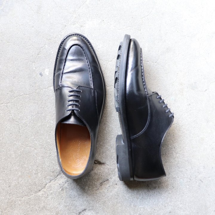 <img class='new_mark_img1' src='https://img.shop-pro.jp/img/new/icons24.gif' style='border:none;display:inline;margin:0px;padding:0px;width:auto;' />“美品” GRENSON（グレンソン）AUTHENTIC COUNTRY Uチップシューズ Size:6 F ブラック リッジウェイソール
