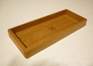 木のペン皿　〜木象嵌5つ〜