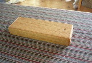 木の筆箱　ナラ材