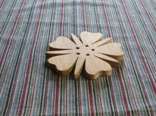 タモのポット敷き　Wood Pot Pad　〜ヘビイチゴの花デザイン〜