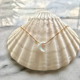 MOON WHITE OPAL NECKLACE