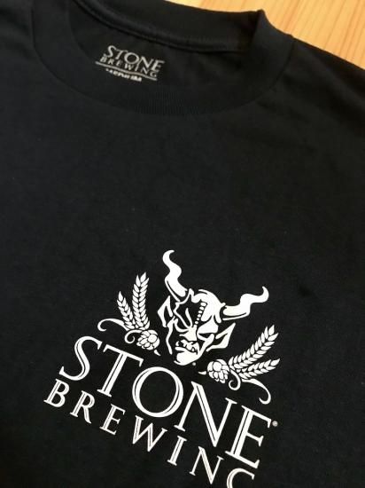 ストーン Tシャツ