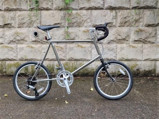 一台限定 BRUNO MINIVELO20ROAD CHROME×BLACK（ブルーノ ミニベロロード ）