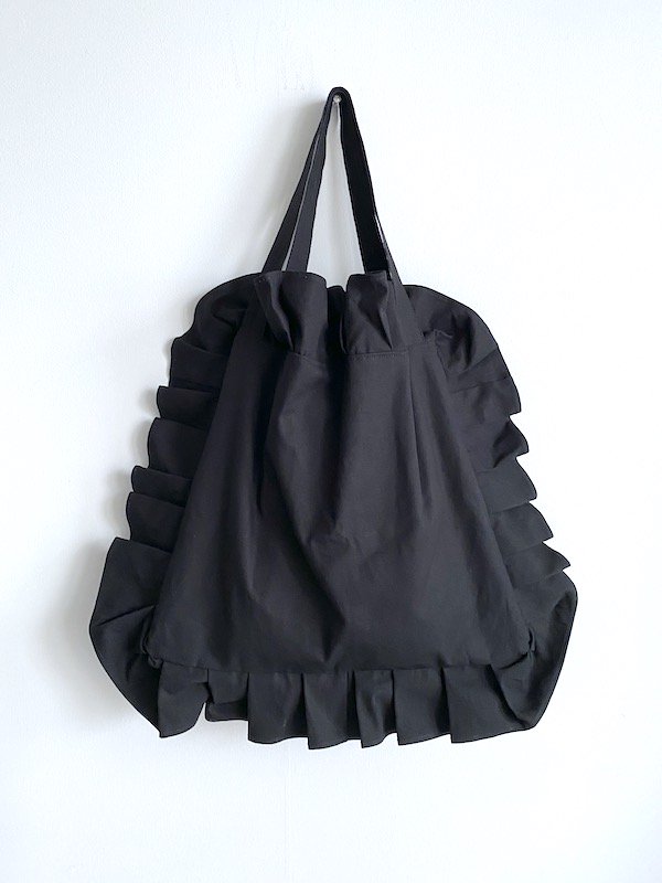 ڸCanvas frill tote bag pocket   /   ݥåդۥեХå (Black)