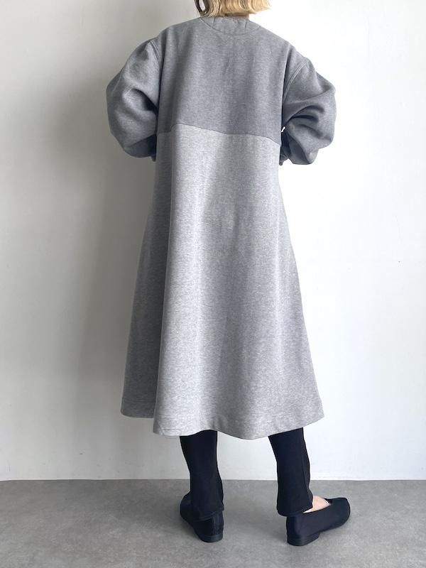 ミストレアス　スウェットワンピース Front Zip Wide Collar Sweat Dress - MISTREASS