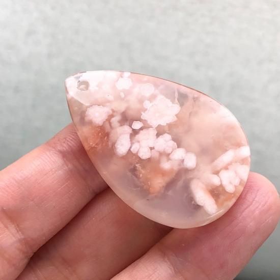 穴あき)桜瑪瑙 チェリーブロッサムアゲート 約40x27x8mm 812-4 穴あき)桜瑪瑙 チェリーブロッサムアゲート 約40x27x8mm 812-4