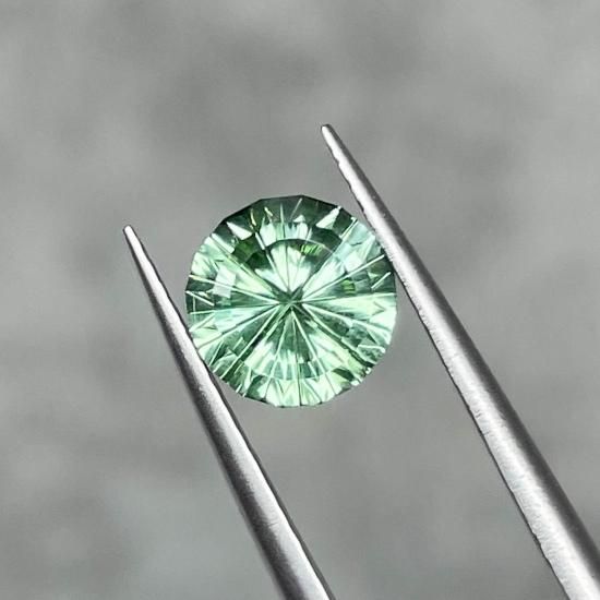 No11. ジョンダイア アフガニスタン産ネオングリーントルマリン1.869ct