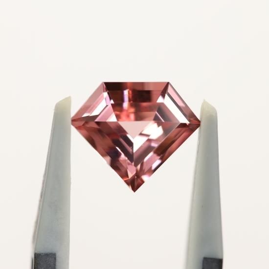 タンザニア産マラヤガーネット 1.662ct JGGL鑑別付 パーフェクト