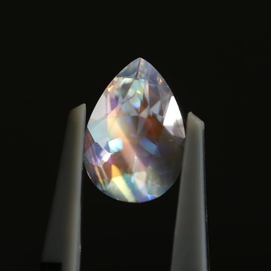 マダガスカル産レインボームーンストーン1.73ct - IRODORI STONE マダガスカル産レインボームーンストーン1.73ct - IRODORI STONE