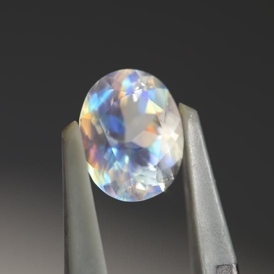 マダガスカル産レインボームーンストーン1.62ct - IRODORI STONE マダガスカル産レインボームーンストーン1.62ct - IRODORI STONE