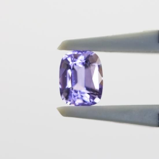 アフガニスタン産ハックマナイト0.644ct IGLカード付き - IRODORI STONE