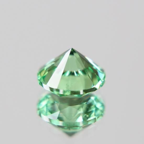 タンザニア産ミントガーネット 1.481ct クリエイティブカット タンザニア産ミントガーネット 1.481ct クリエイティブカット