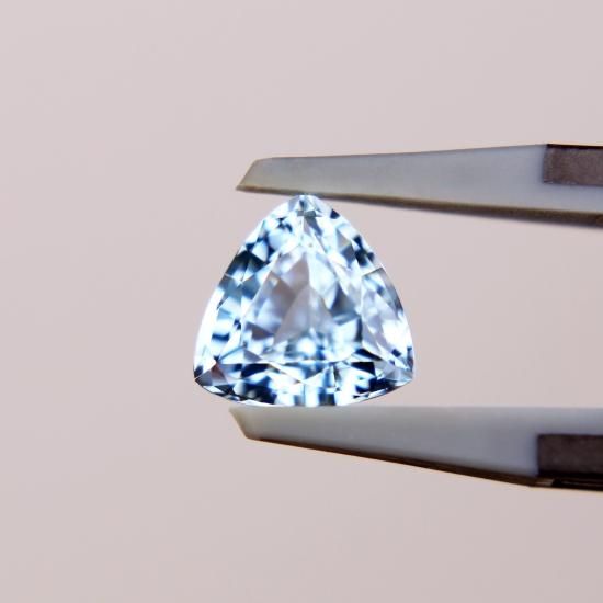 マダガスカル産アクアマリン1.60ct パーフェクトカット - IRODORI STONE
