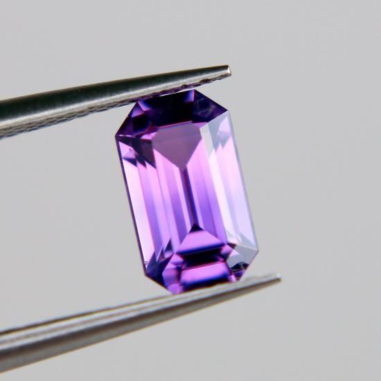 スリランカ産非加熱バイカラーサファイア1.459ct JGGL鑑別付 スリランカ産非加熱バイカラーサファイア1.459ct JGGL鑑別付