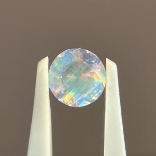 マラウイ産レインボームーンストーン 0.65ct お年賀クッキー マラウイ産レインボームーンストーン 0.65ct お年賀クッキー