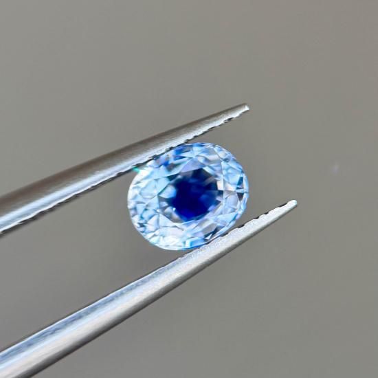 スリランカ産非加熱天然バイカラーサファイアルース スリランカ産バイカラーサファイア 0.84ct - IRODORI STONE